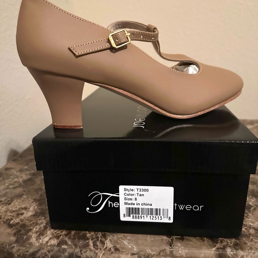 *NIB* Ladies Size 8 Character shoes by Theatricals FootwearT-Strap style # T3300